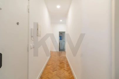 Apartamento T4 para Arrendamento em Avenidas Novas
