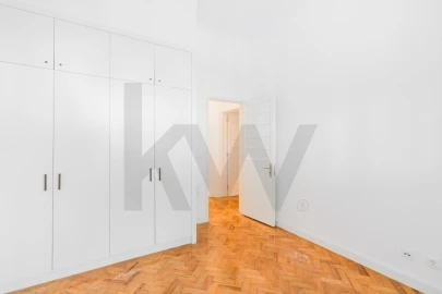 Apartamento T4 para Arrendamento em Avenidas Novas