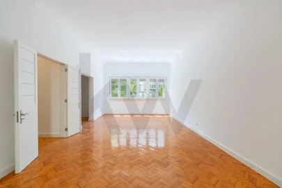 Apartamento T4 para Arrendamento em Avenidas Novas