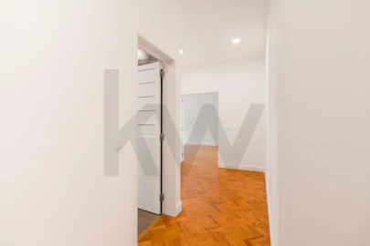 Apartamento T4 para Arrendamento em Avenidas Novas