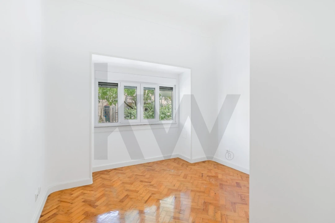 Apartamento T4 para Arrendamento em Avenidas Novas Foto 17