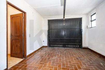 Moradia T4 para Venda em Fernao Ferro