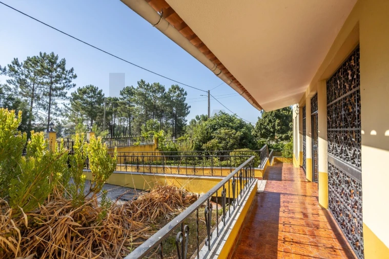 Moradia T4 para Venda em Fernao Ferro Foto 45