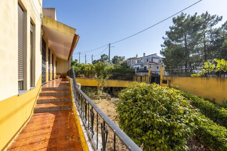 Moradia T4 para Venda em Fernao Ferro Foto 46