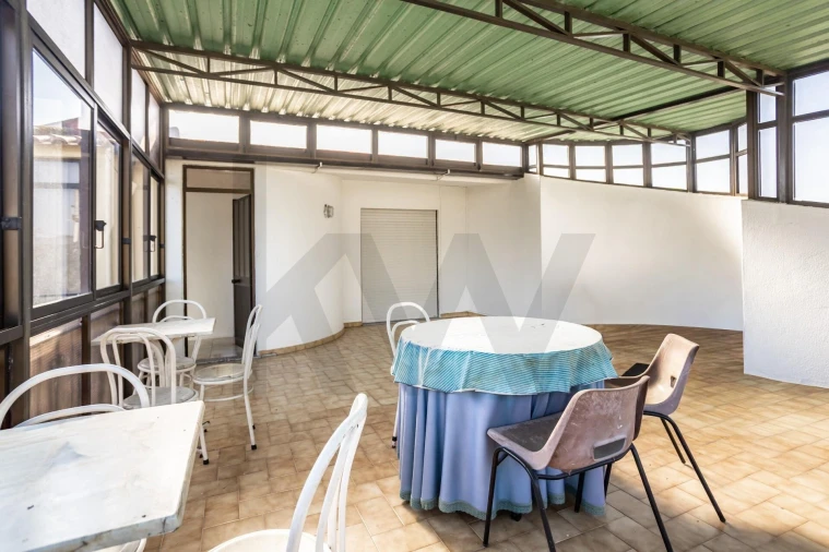 Moradia T4 para Venda em Fernao Ferro Foto 38