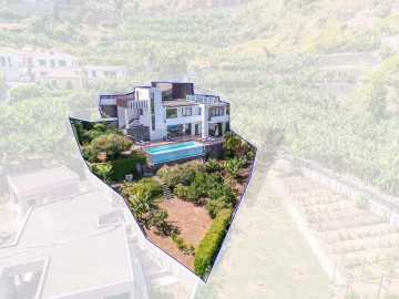 Moradia T4 para Venda em Arco da Calheta