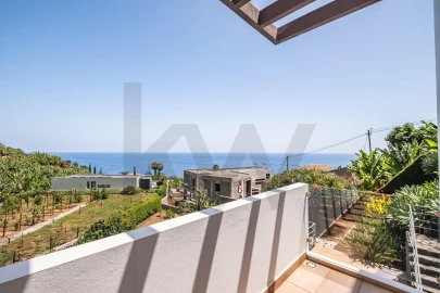 Moradia T4 para Venda em Arco da Calheta