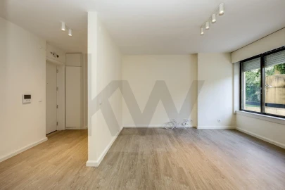 Apartamento T1 para Arrendamento em São Domingos de Benfica