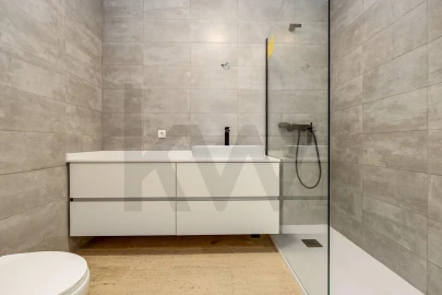 Apartamento T1 para Arrendamento em São Domingos de Benfica