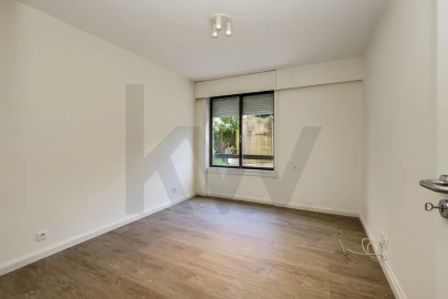 Apartamento T1 para Arrendamento em São Domingos de Benfica