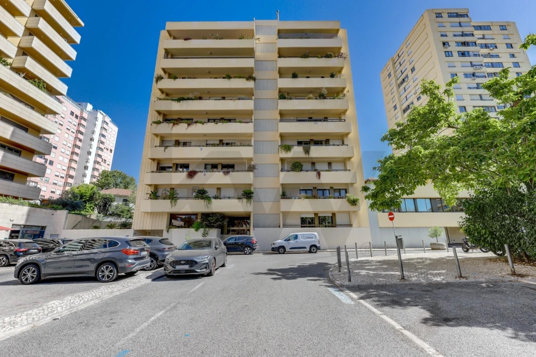 Apartamento T1 para Arrendamento em São Domingos de Benfica Foto 19