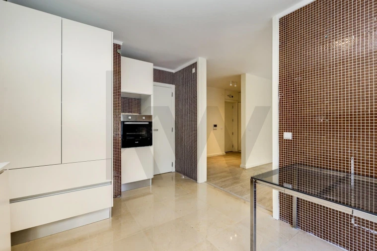 Apartamento T1 para Arrendamento em São Domingos de Benfica Foto 10