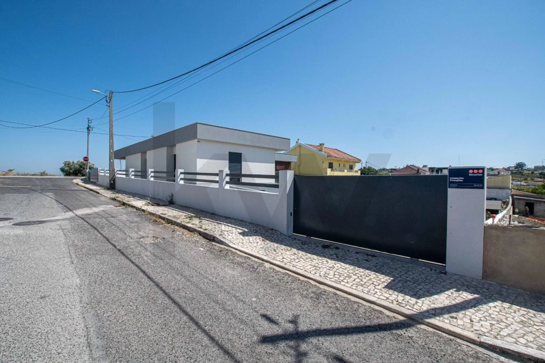 Moradia T3 para Venda em Vila Franca de Xira Foto 3