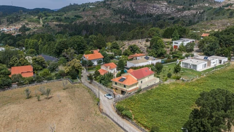 Moradia T4 para Venda em Vilar de Mouros