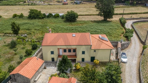 Moradia T4 para Venda em Vilar de Mouros