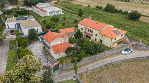 Moradia T4 para Venda em Vilar de Mouros