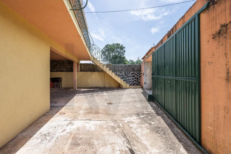 Moradia T4 para Venda em Vilar de Mouros Foto 41