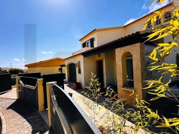 Moradia T3 para Venda em Porto Santo