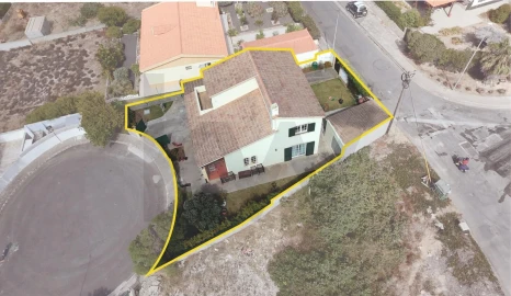 Moradia T3 para Venda em Porto Santo
