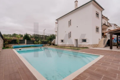 Moradia T4 para Venda em Tavarede