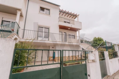Moradia T4 para Venda em Tavarede