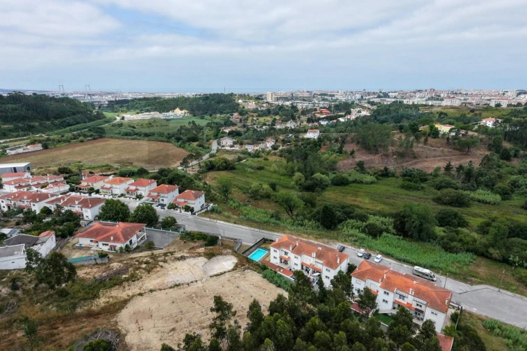 Moradia T4 para Venda em Tavarede Foto 82