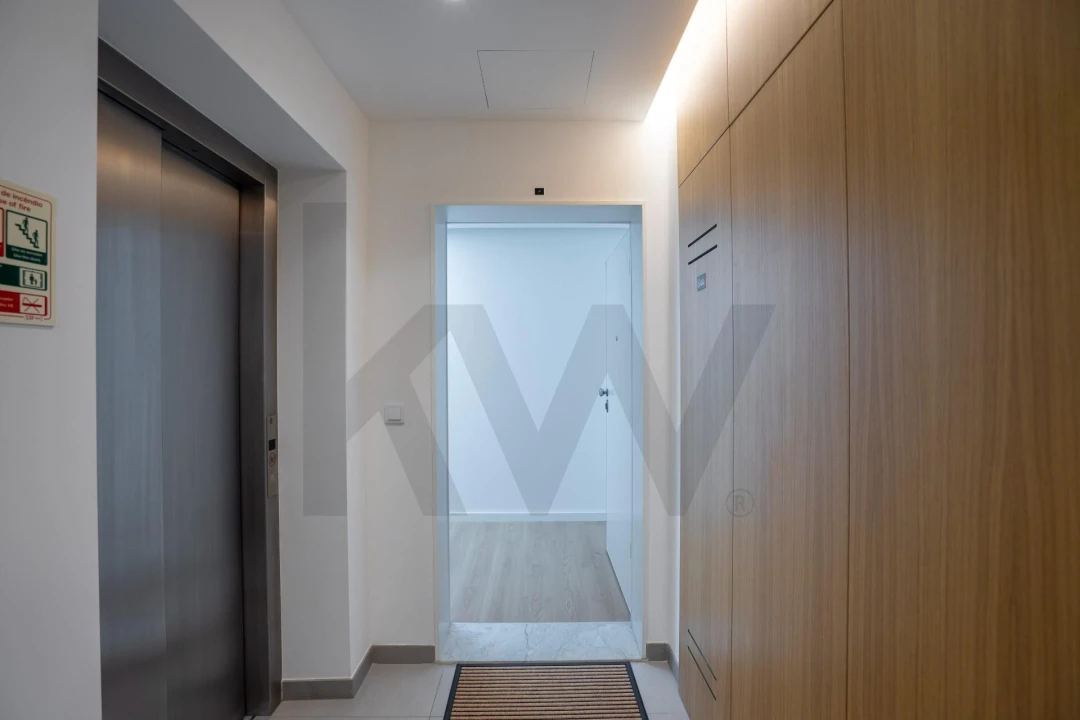 Apartamento T4 para Arrendamento em Queluz e Belas Foto 50