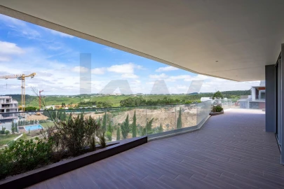 Apartamento T4 para Arrendamento em Queluz e Belas