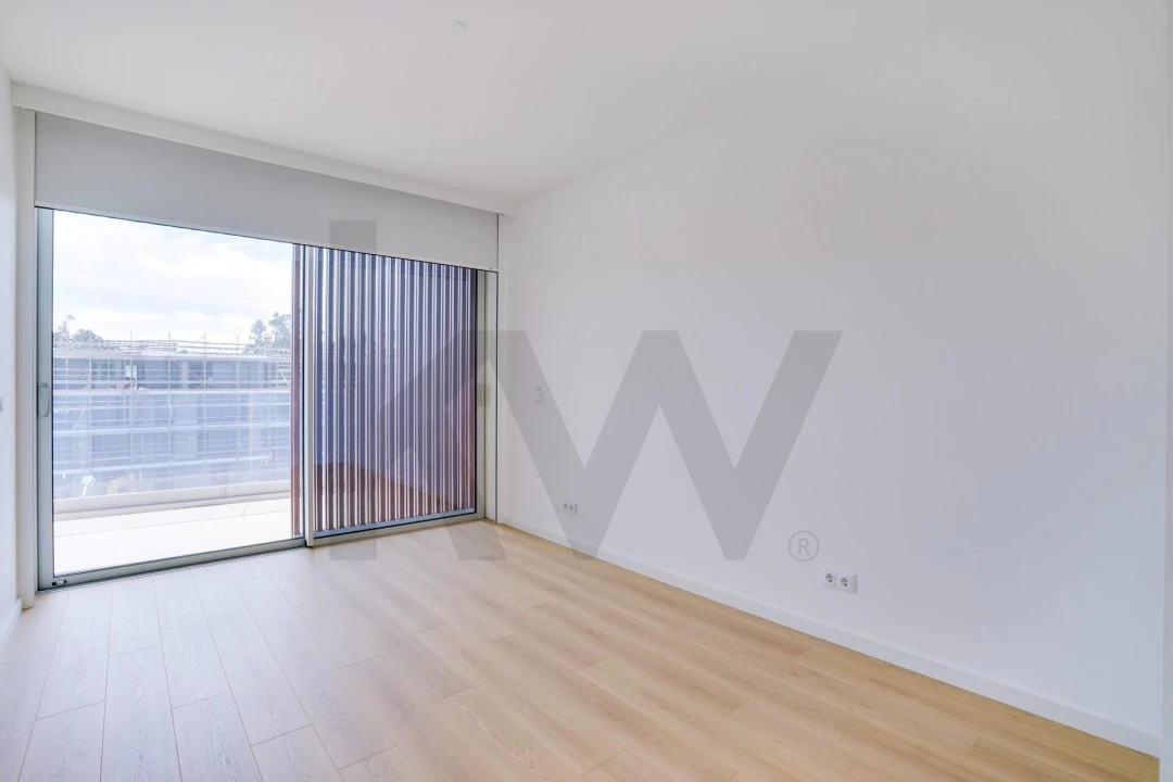 Apartamento T4 para Arrendamento em Queluz e Belas Foto 23