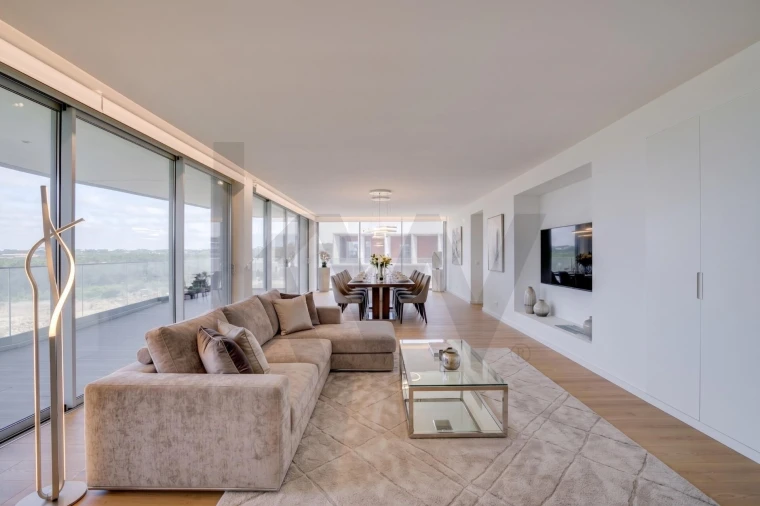 Apartamento T4 para Arrendamento em Queluz e Belas Foto 33