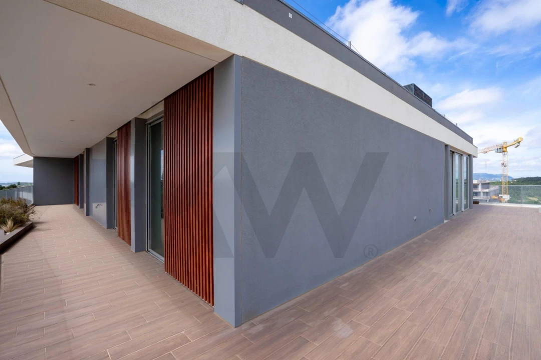 Apartamento T4 para Arrendamento em Queluz e Belas Foto 42