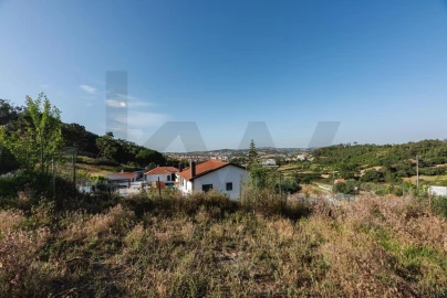 Terreno para Venda em Milharado