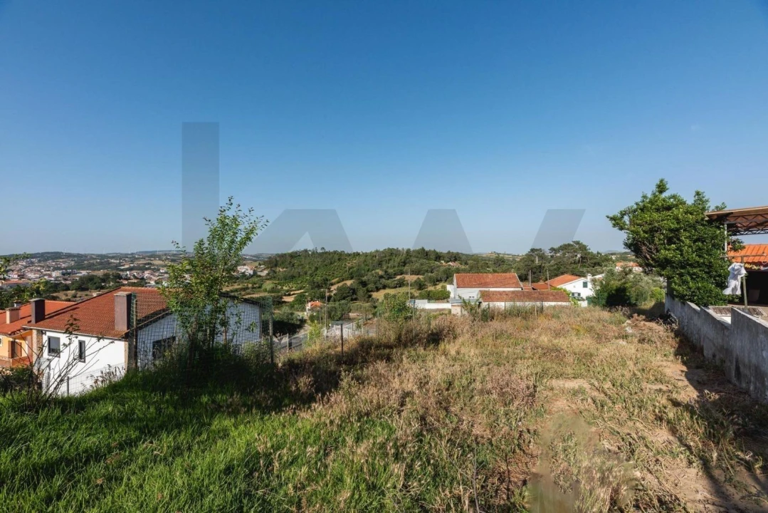 Terreno para Venda em Milharado Foto 3