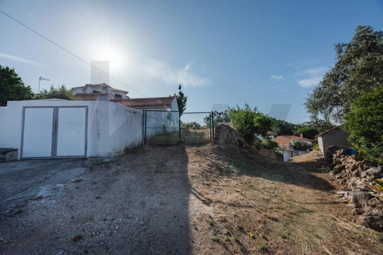 Terreno para Venda em Milharado Foto 10