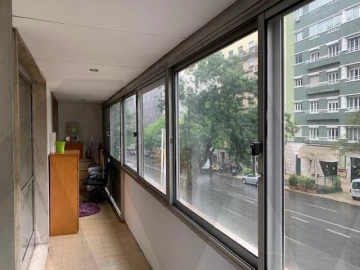 Apartamento T1 para Arrendamento em Santo António