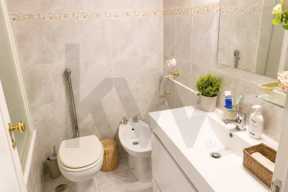 Apartamento T1 para Arrendamento em Santo António