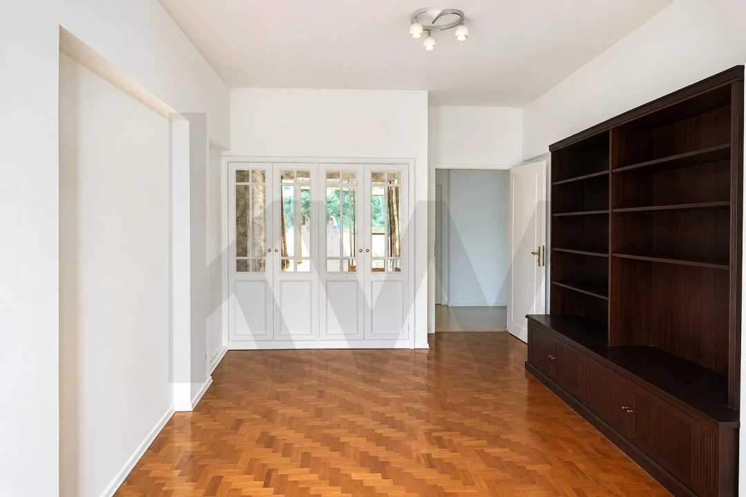 Apartamento T1 para Arrendamento em Santo António Foto 2