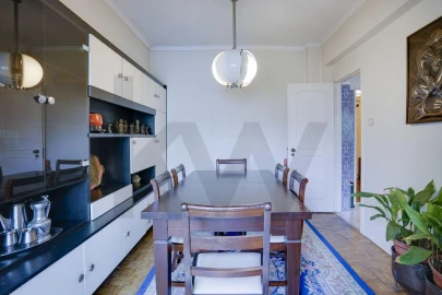 Apartamento T3 para Venda em São Domingos de Benfica
