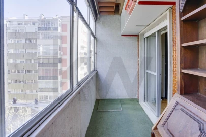 Apartamento T3 para Venda em São Domingos de Benfica