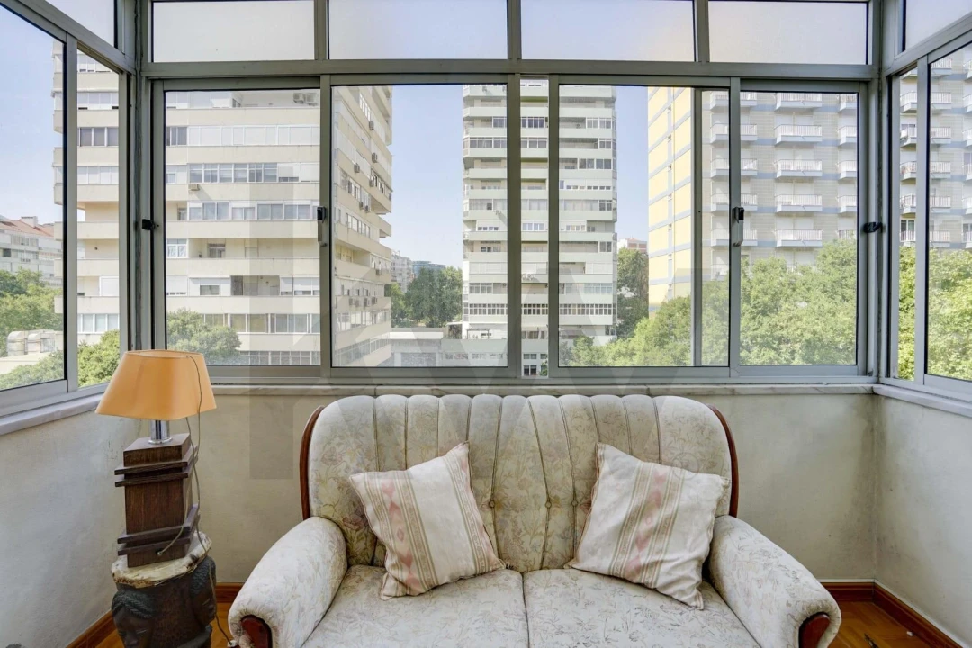 Apartamento T3 para Venda em São Domingos de Benfica Foto 6