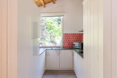 Prédio para Venda em Urzelina (São Mateus)