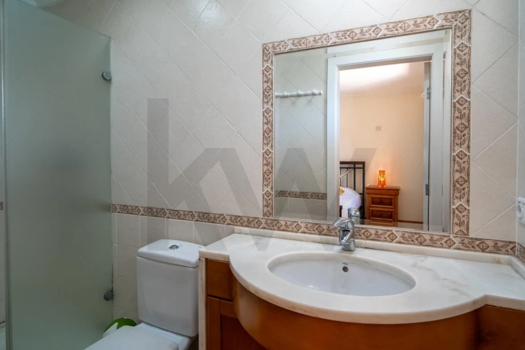 Moradia T5 para Venda em Charneca de Caparica e Sobreda Foto 37