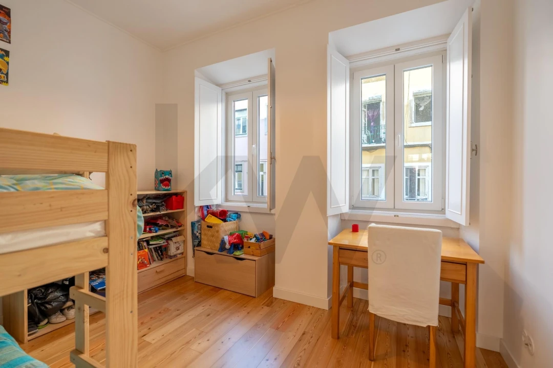 Apartamento T2 para Venda em Arroios Foto 9