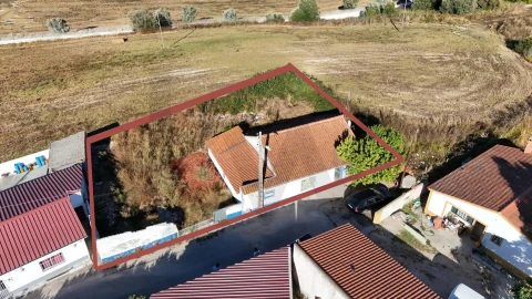 Moradia T2 para Venda em Marvila, Ribeira Santarém, São Salvador, São Nicolau