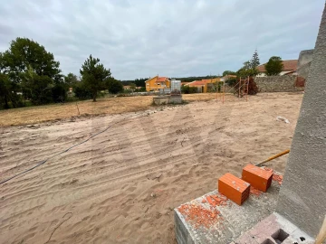Moradia T3 para Venda em Nossa Senhora do Pópulo, Coto e São Gregório