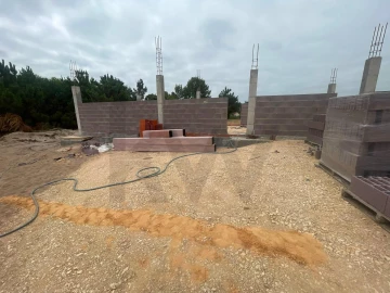 Moradia T3 para Venda em Nossa Senhora do Pópulo, Coto e São Gregório