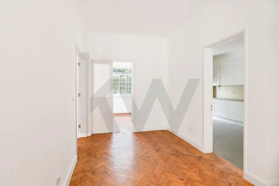 Apartamento T4 para Arrendamento em Avenidas Novas Foto 11