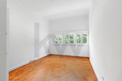 Apartamento T4 para Arrendamento em Avenidas Novas
