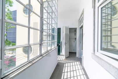 Apartamento T4 para Arrendamento em Avenidas Novas
