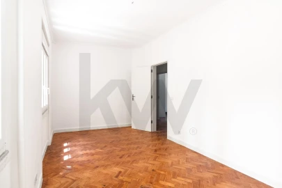 Apartamento T4 para Arrendamento em Avenidas Novas